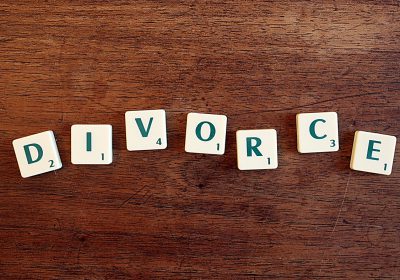 Los divorcios en España en 2021 por comunidades autónomas: dónde se rompen más matrimonios